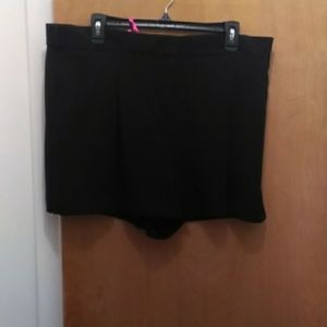 I ❤️ Robson shorts